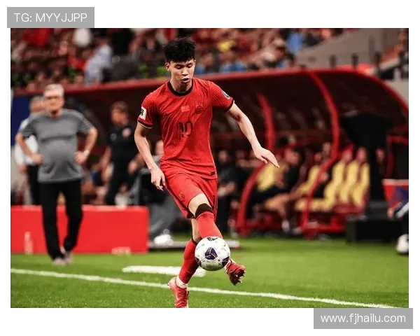 国足帅位争夺战白热化！久尔杰维奇临危受命剑指东亚杯