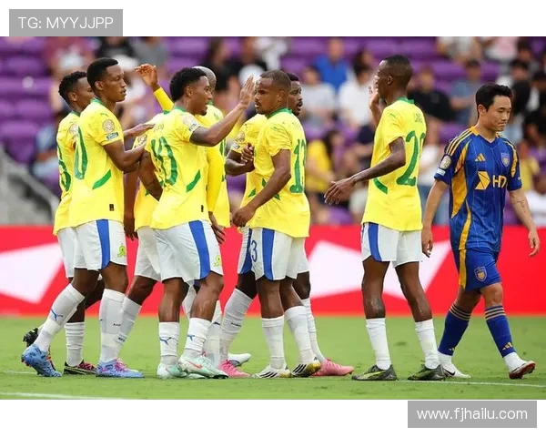 巴拉圭名哨贝尼特斯主裁世俱杯焦点战：马梅洛迪日落 VS 多特蒙德(2)